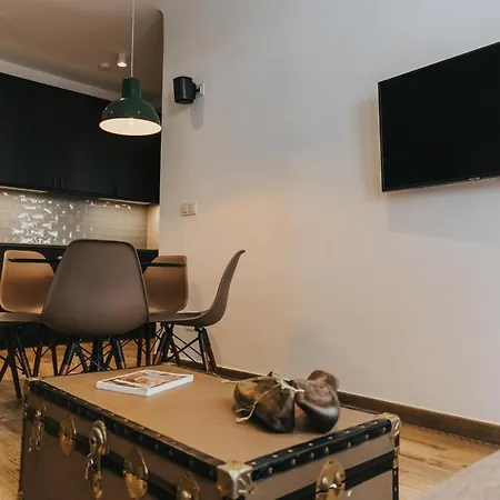 Contemporary Industrial By Rems Malaga